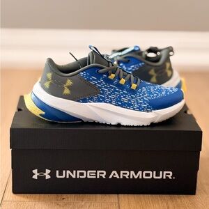 UNDER ARMOUR BOYS UA BGS SCRAMJET 5 NWB